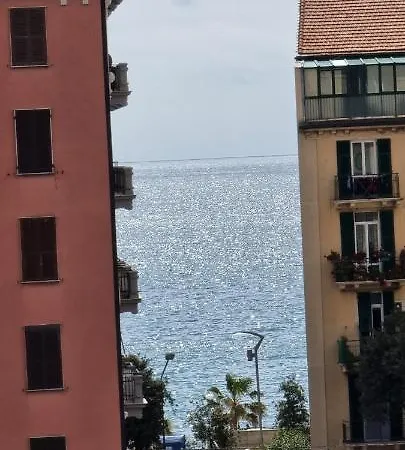 アパート Al Mare Da Gaia サヴォーナ