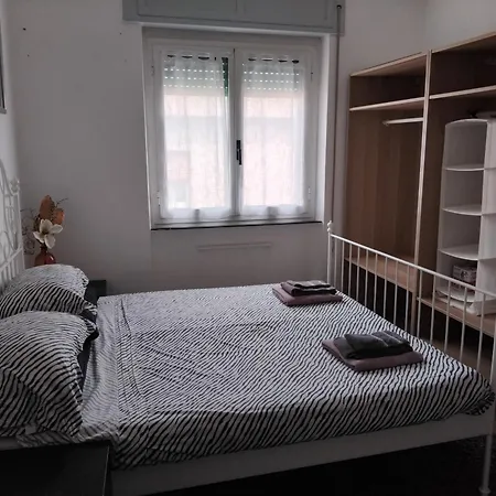 Al Mare Da Gaia Lägenhet Savona